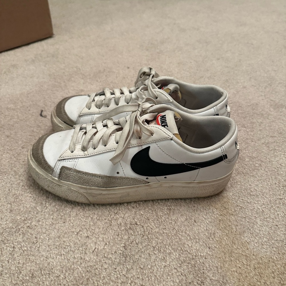 Nike Blazer White and Black Low-Tops
